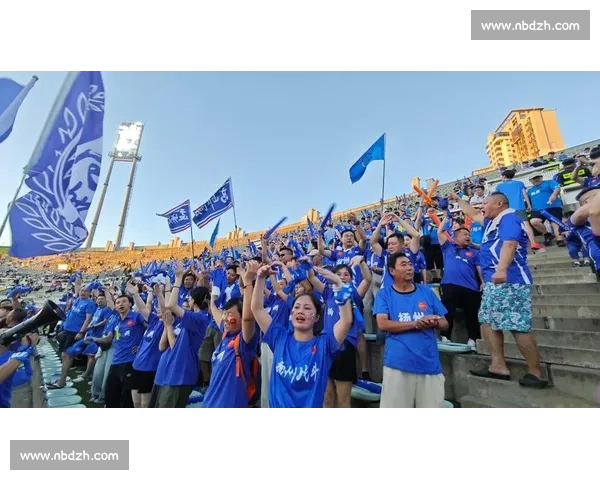 苏超赛场现中国红！球迷跨越山海为榕江助威